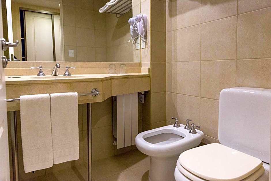 MIL810 Ushuaia Hotel