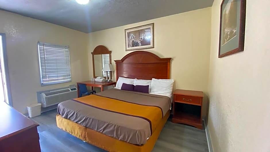 Budget Inn Express