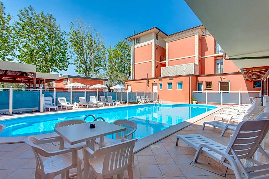 Hotel De La Ville