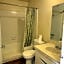 Charming Hotel Style Beverly Hills