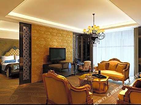 Carlton Hotel