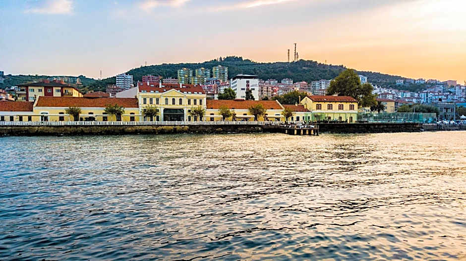 Montania Special Class Hotel