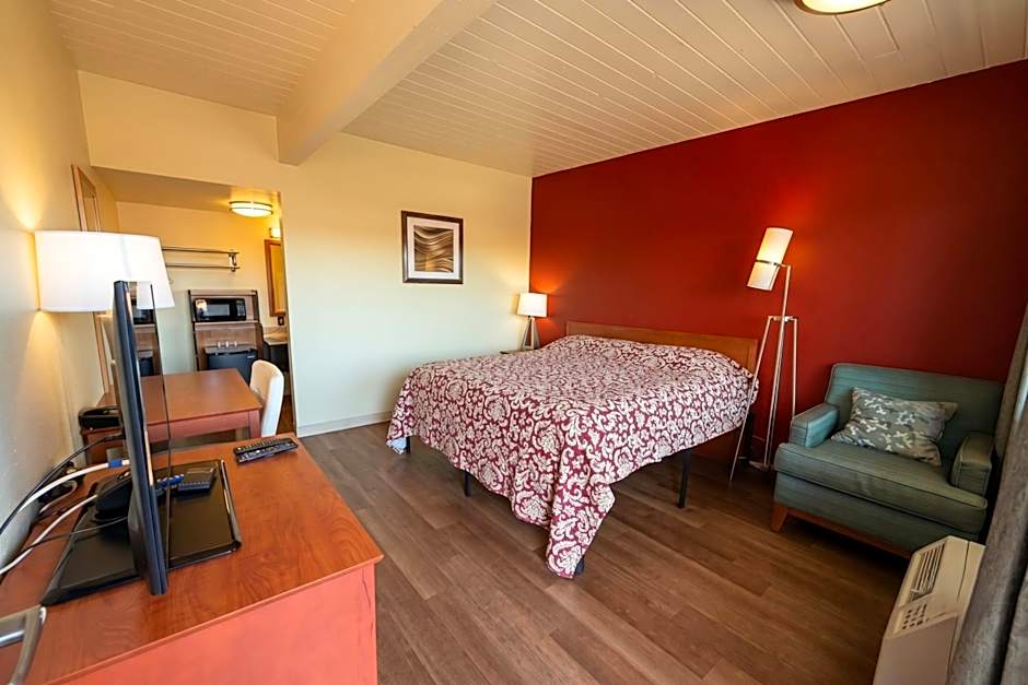 Travelers Inn by OYO Longview Kelso