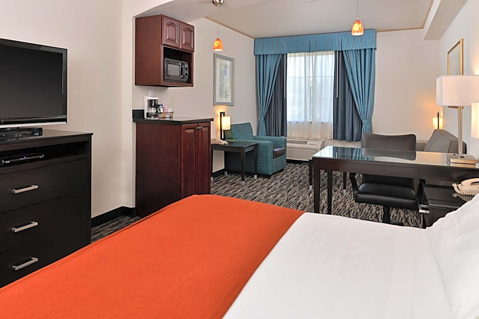 Holiday Inn Express Hotel & Suites Tacoma South - Lakewood By IHG