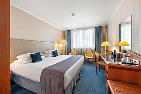 Premium King Room