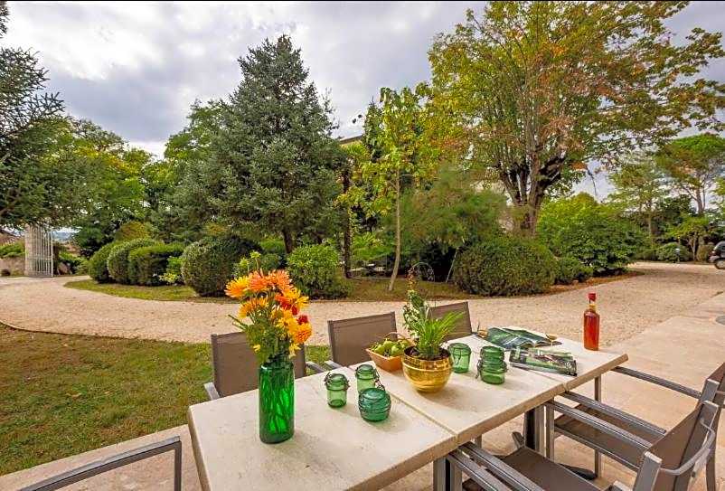 Le Castel Pierre - 7ch&7sdb avec clim, piscine XL, salle fitness et sauna pour 18 personnes