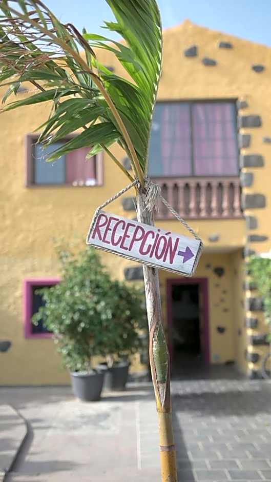 Los Amigos Nest Hostel