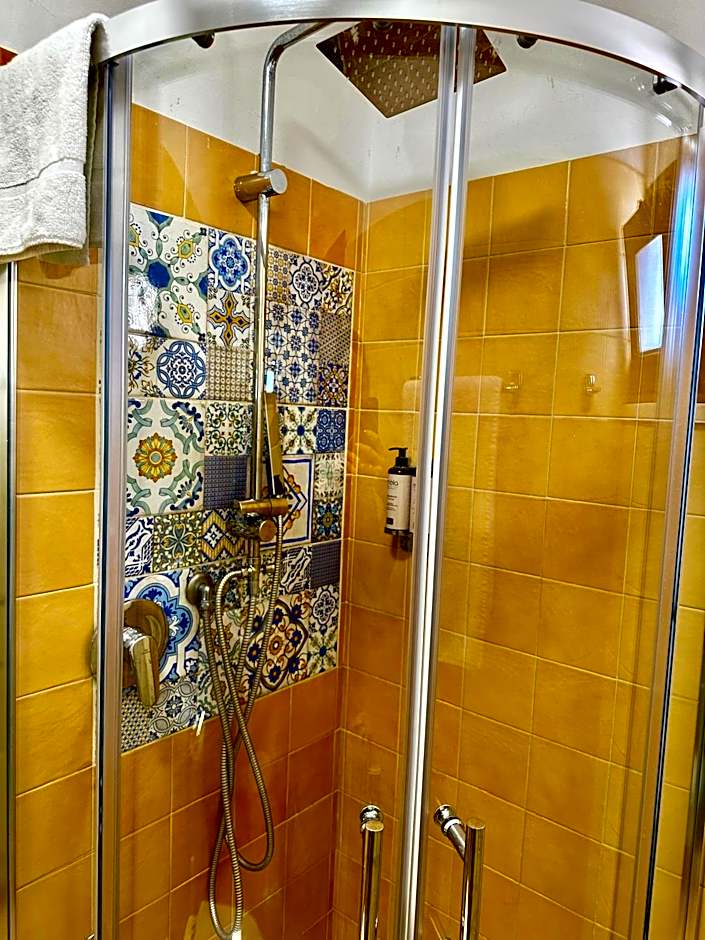 Villa Greta Hotel Rooms & Suites