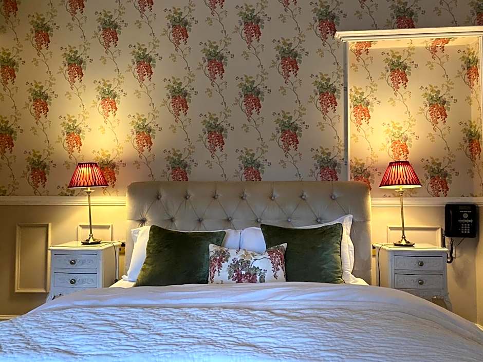 Alexandra Court Hotel