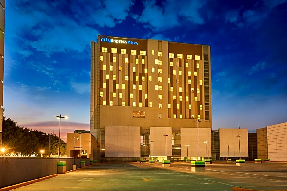 City Express Plus by Marriott Ciudad de México Mundo E