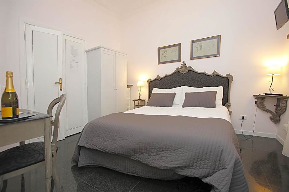 Amica Roma Guest House