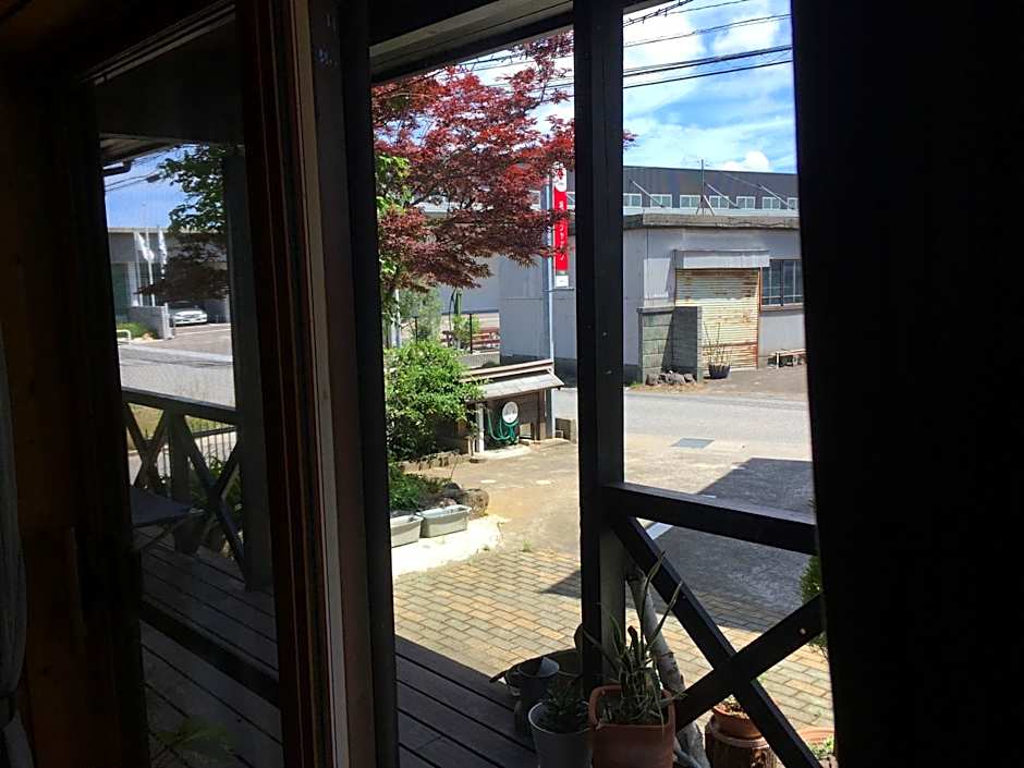 Carrefour Guesthouse カルフール ゲストハウス