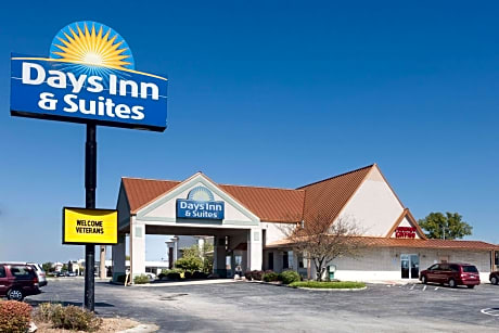 Days Inn & Suites by Wyndham Kokomo