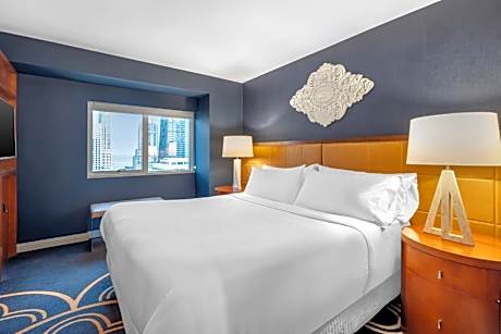 Executive Suite - 1 King Bed