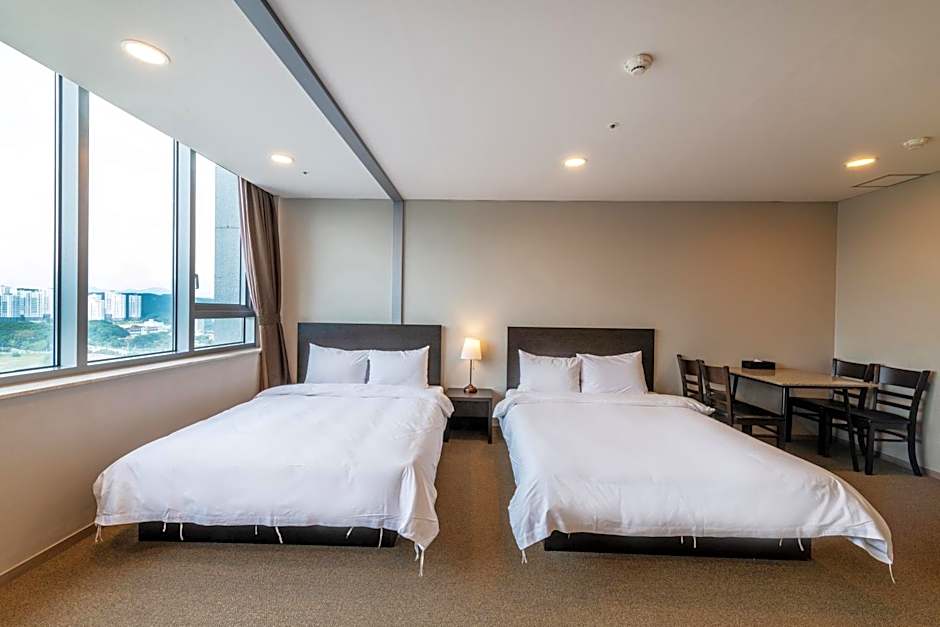 The Triny Urban Suites
