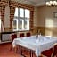 Belvilla Crewe Arms Hotel
