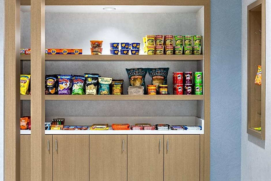 Holiday Inn Express & Suites Ottawa East-Orleans By IHG