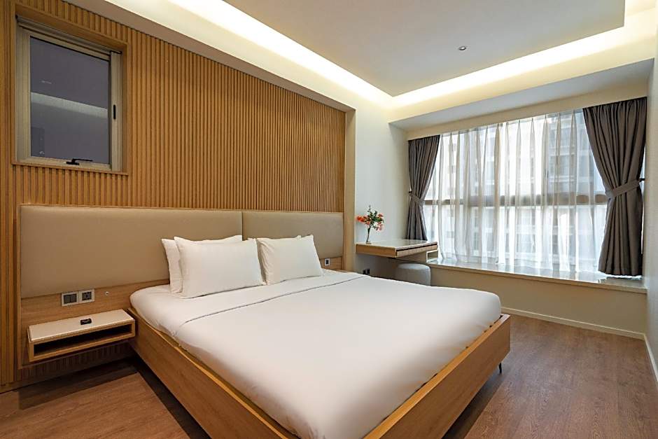 Convinia Luxury The Peak Midtown