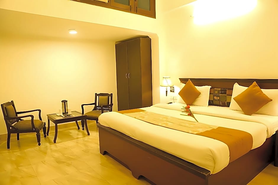 Hotel Kamla Palace