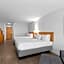 Red Lion Inn & Suites Goodyear - West Phoenix