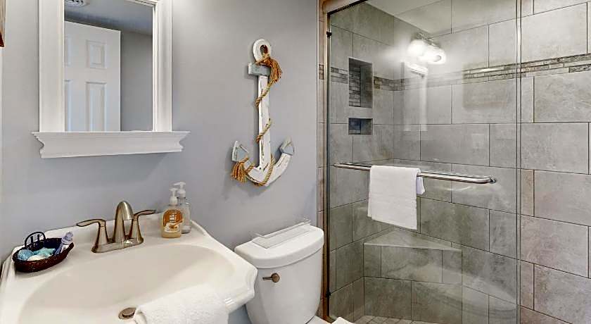 Marigot Beach Suites