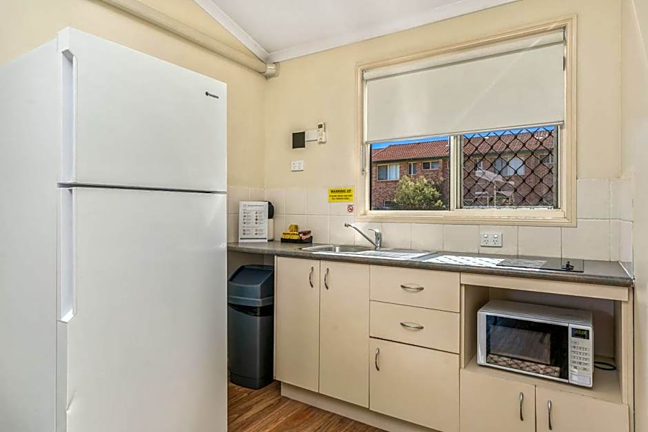 Caboolture Central Motor Inn, Sure Stay Collection by BW