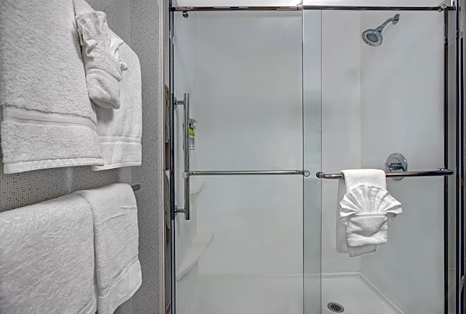 Holiday Inn Express And Suites Milwaukee - Brookfield By IHG