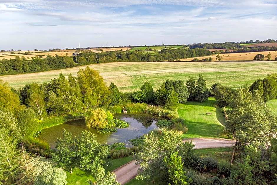 14 Acres - Luxury Countryside Retreats