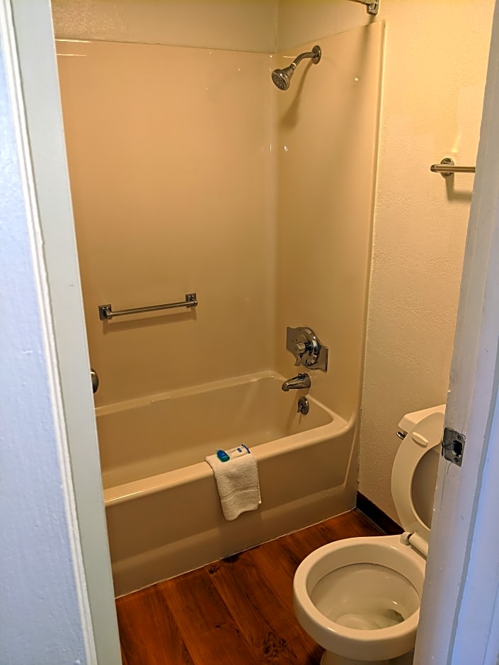 Rodeway Inn