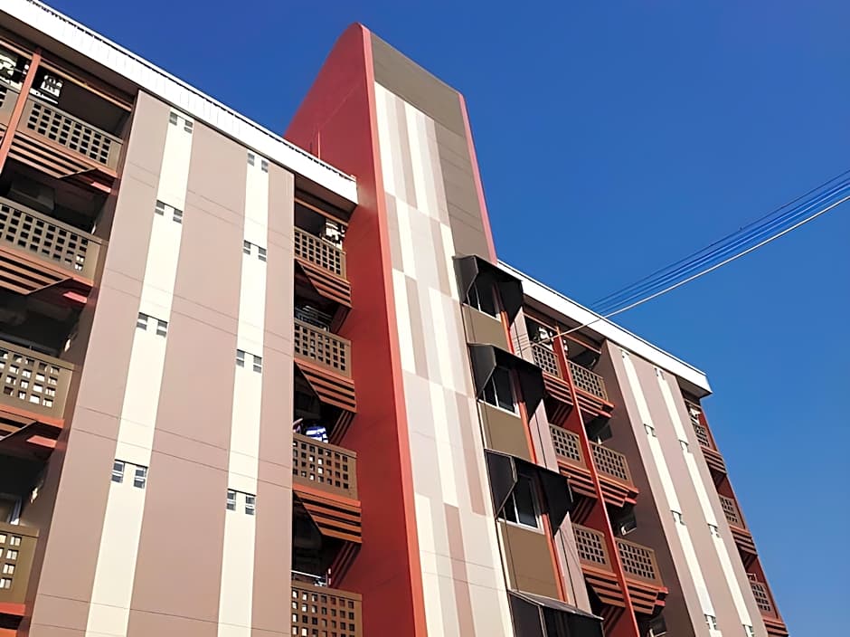 Burapha Bangsaen Garden Apartment