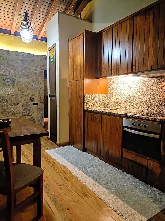 Casa Favo de Mel - Jacuzzi Privado & Lareira - Piscina