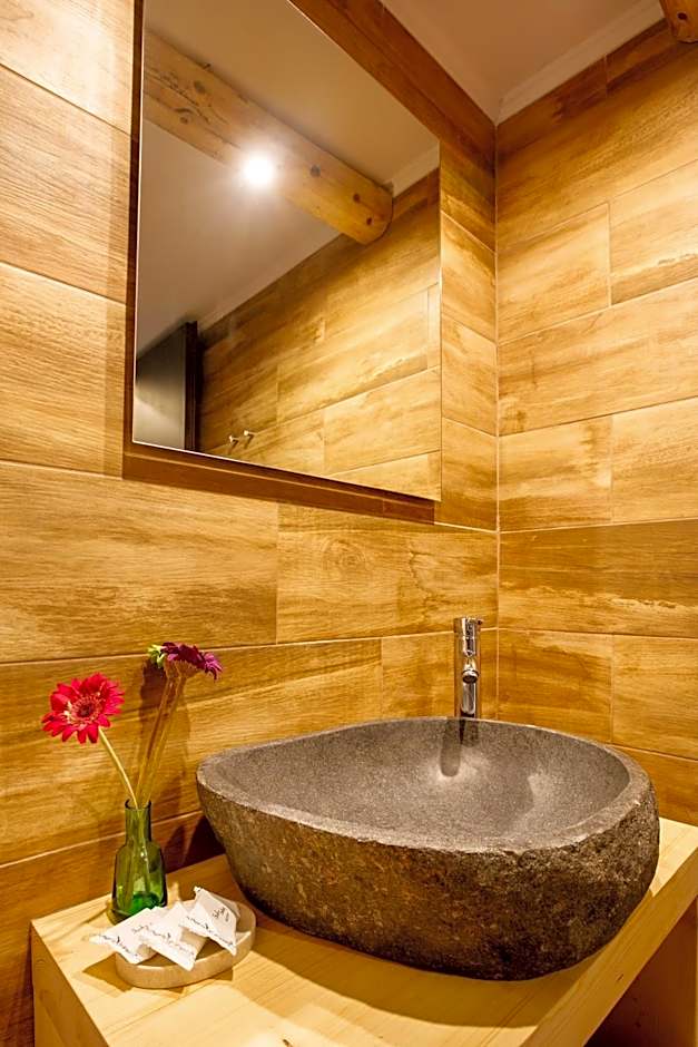 Arcadia Luxury Rooms Seaside Cuisine