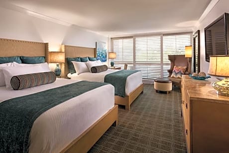Queen Room with Two Queen Beds - Partial Ocean View