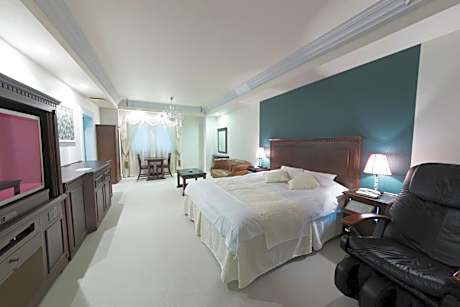 Deluxe Double Room + Early Check in at 15:00