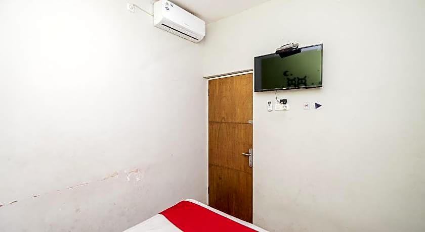 RedDoorz @ Darmo Surabaya