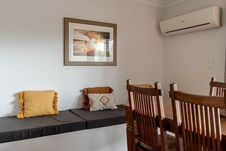 Outrigger Bay Apartments