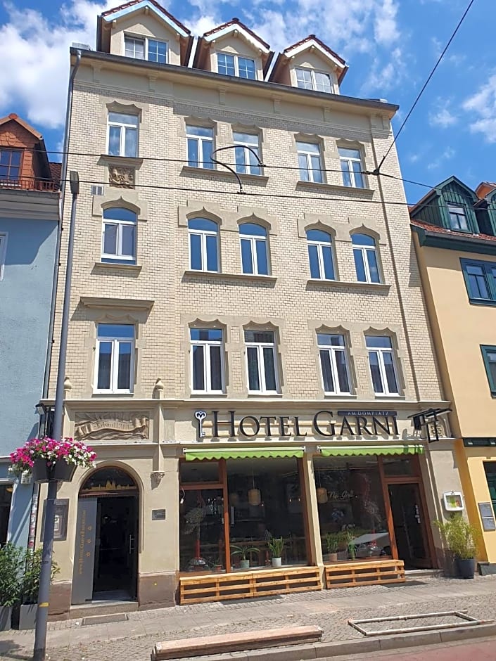 Hotel garni " Am Domplatz"