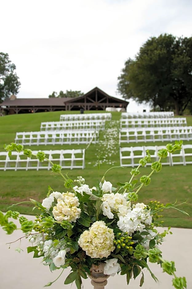 Hyatt Regency Lost Pines Resort | Reservations Center