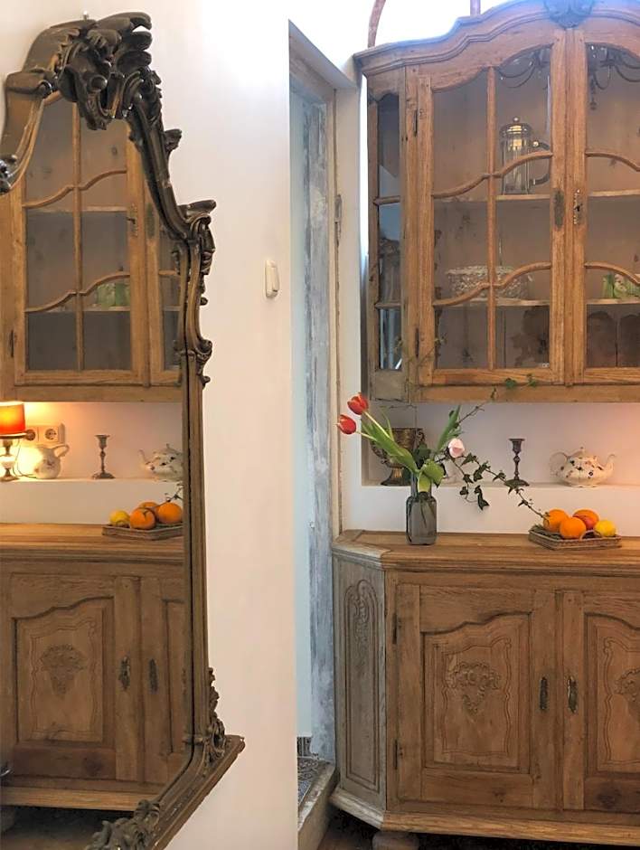 Royal Residence 1901