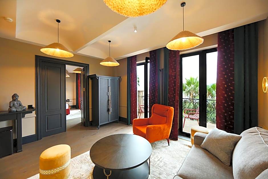 Retro Boutique Hotel