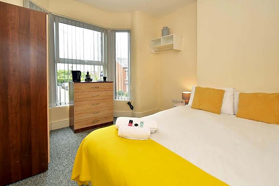 Townhouse @ 178 Ruskin Road Crewe