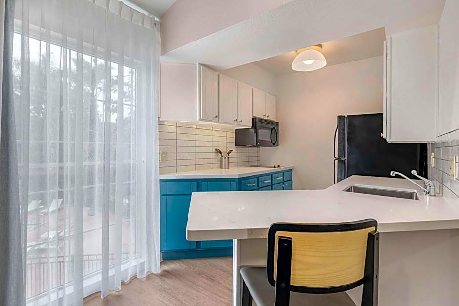 Sonesta ES Suites Torrance Redondo Beach