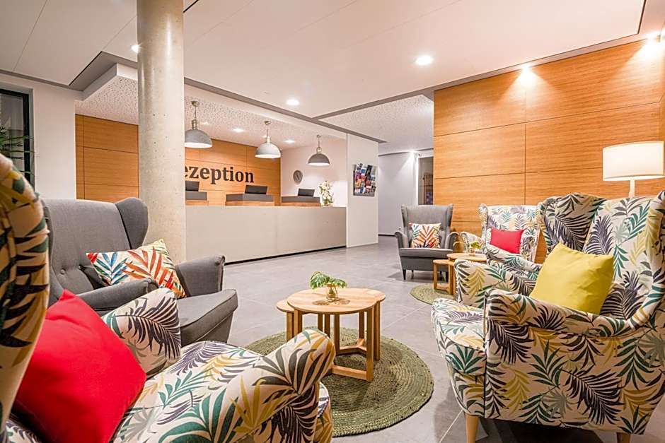 Stadthotel Lohne, Self Check In, mit Bäckerei und Cafe