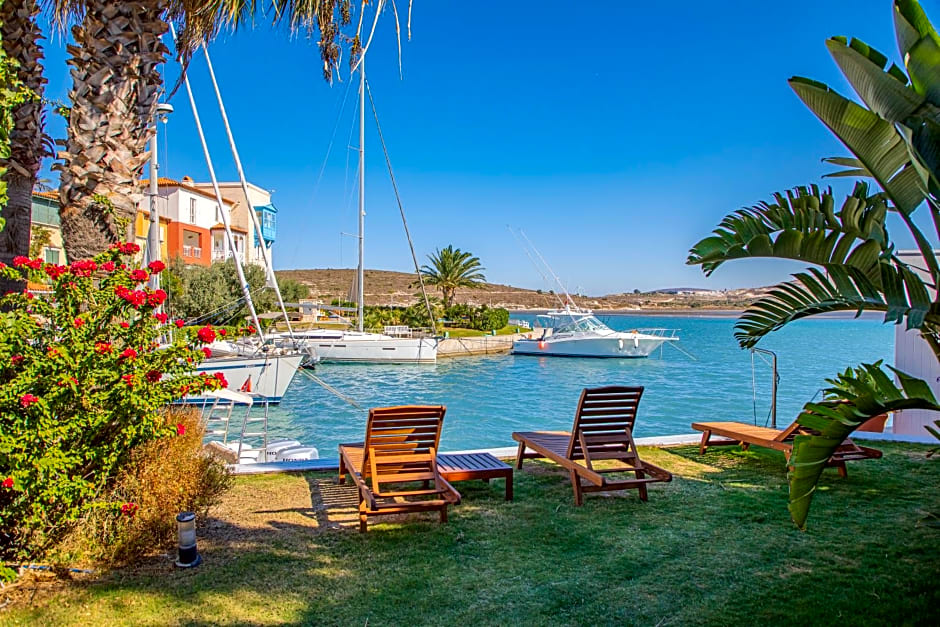 Port Alacati Hotel
