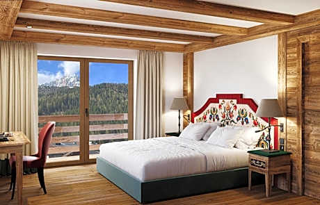 Suite with Mountain View