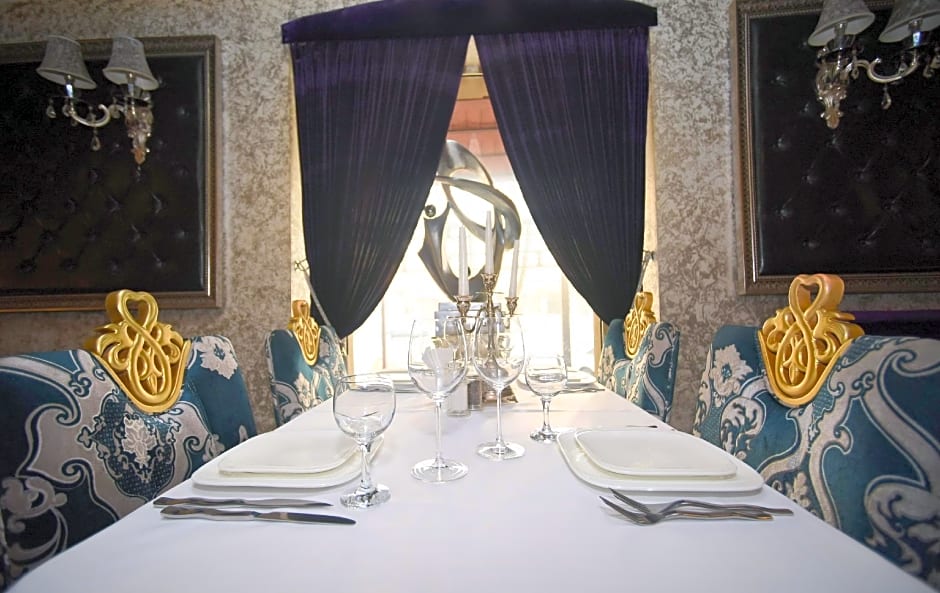 Imperial Palace Hotel