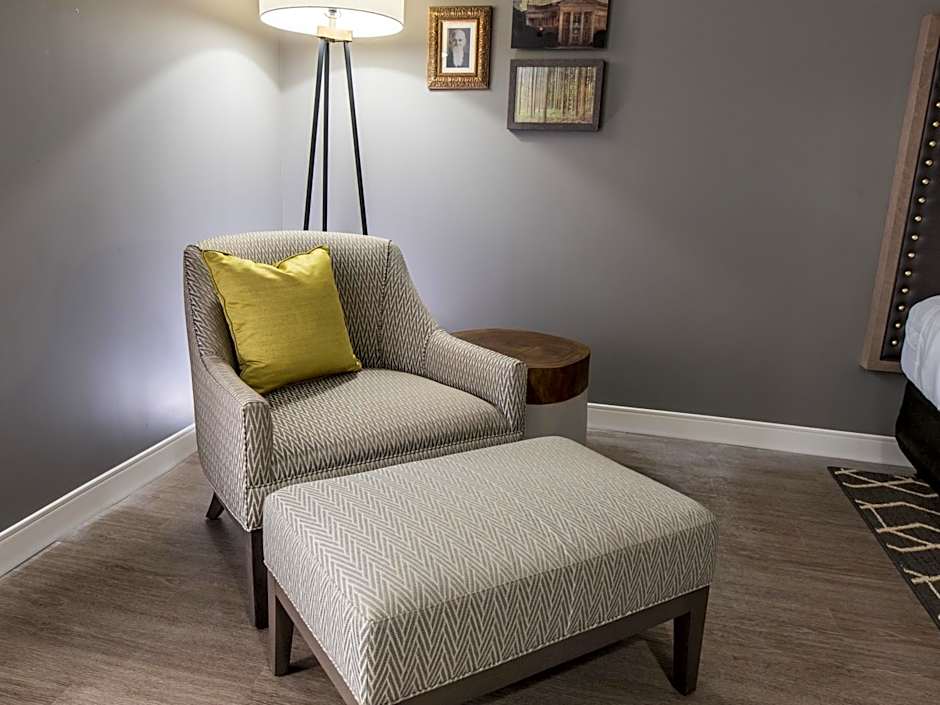 Indigo Hattiesburg By IHG
