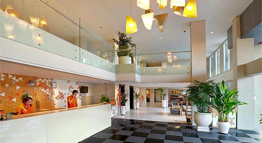 Harris Hotel Seminyak