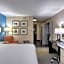 Holiday Inn & Suites Atlanta Airport North By IHG