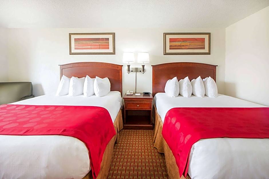 Ramada by Wyndham Enid